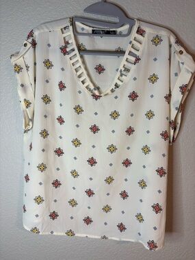 Curé Cream Floral Ladder-Trim V-Neck Blouse